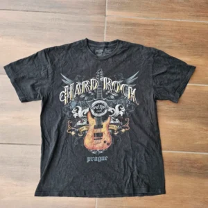 Hard rock vintage graphic tee gitara