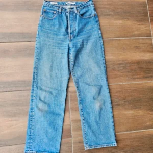 Levi's ribcage straight jeansy z prostą