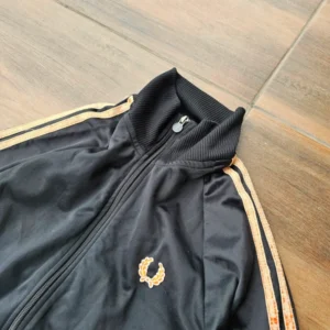 Fred Perry bluza na zamek czarna