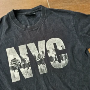 Vintage graphic tee nyc new york