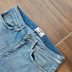 Acne studios jeansy slim fit