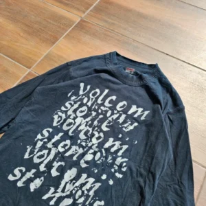 Volcom longsleeve black archive goth