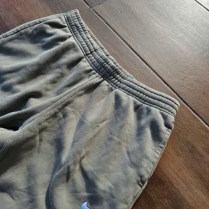 Dresy nike szare basic joggersy retro