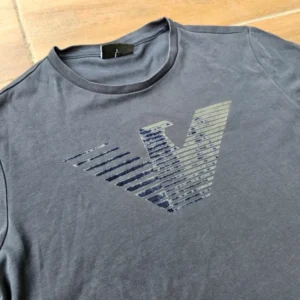 Emporio Armani granatowa koszulka slim fit