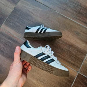 Adidas sambarose og białe czarne samba